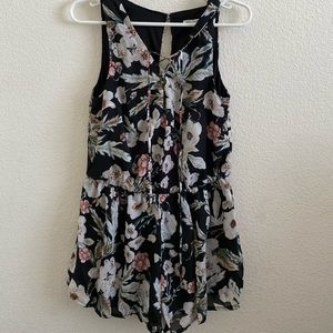 Romper with flower design